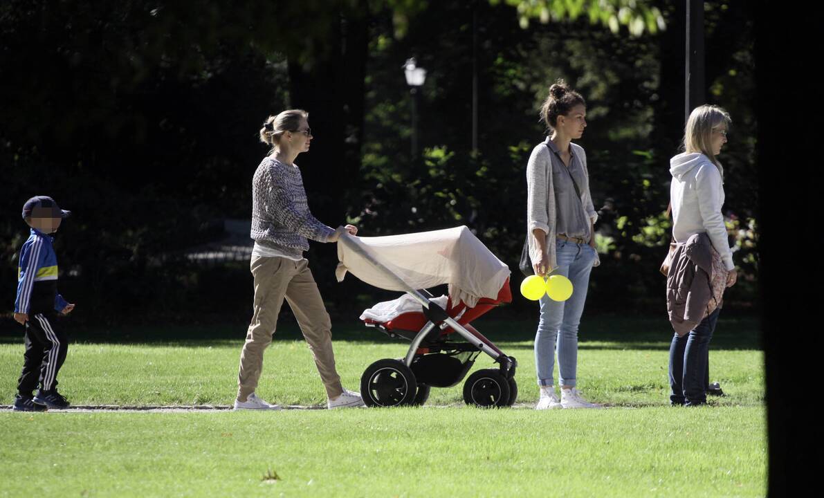 Atskleidė, kiek kainuoja užauginti vaiką