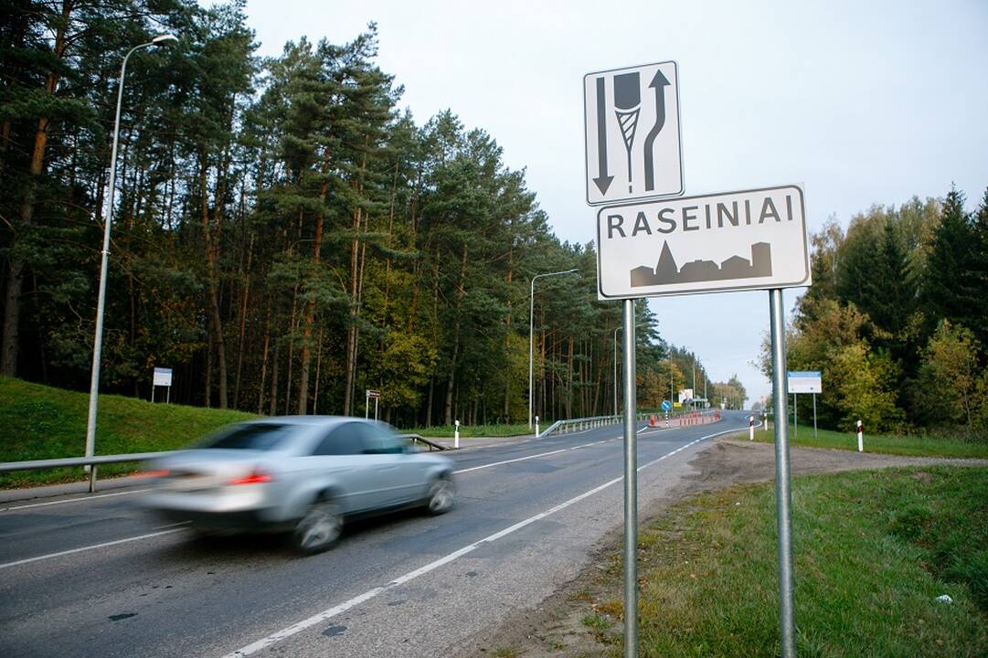 Svarbu vykstantiems per Raseinius: dėl rekonstruojamo tilto bus ribojamas eismas