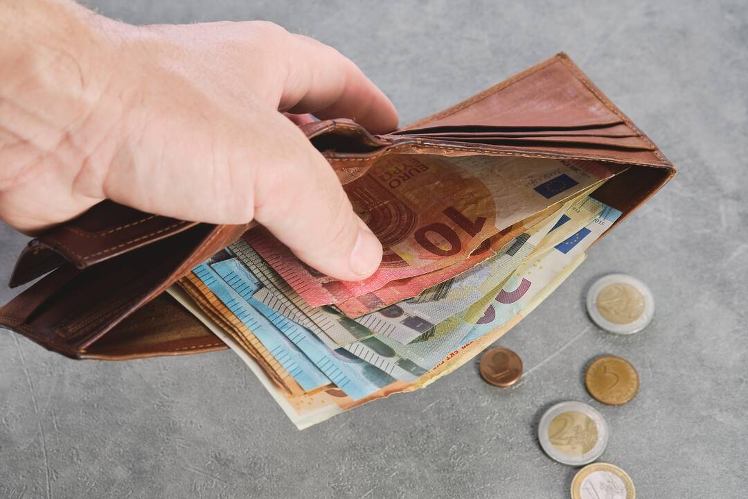 Ar įmanoma skurdo Lietuvą „ištempti“ iki vidurinės klasės?