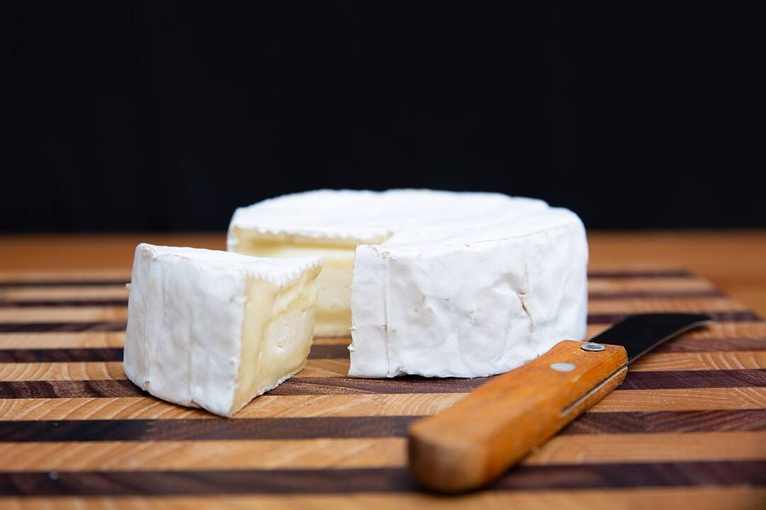 Listeriozės protrūkis: nuo šių produktų susirgo dešimtys žmonių, du mirė