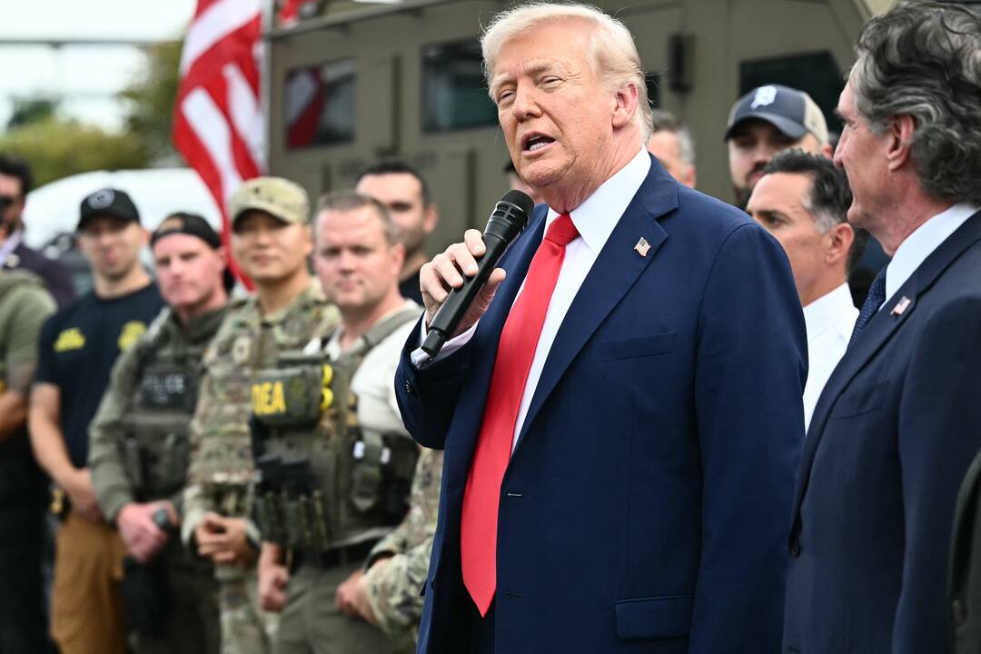 Trumpas paragino Ukrainą aktyviau smūgiuoti Rusijos teritorijai: nepuldamas nelaimėsi