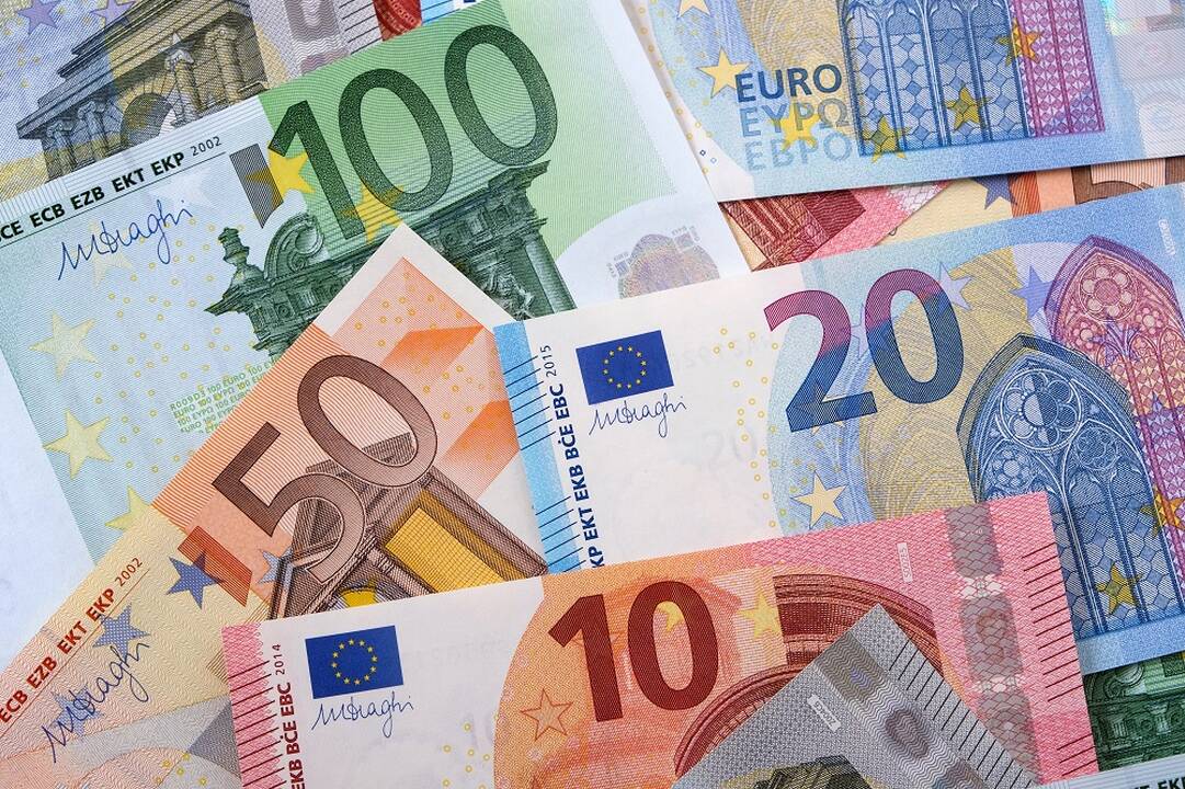 Siekia iš sukčiavimu kaltinamų Portugalijos ir Švedijos įmonių konfiskuoti 900 tūkst. eurų