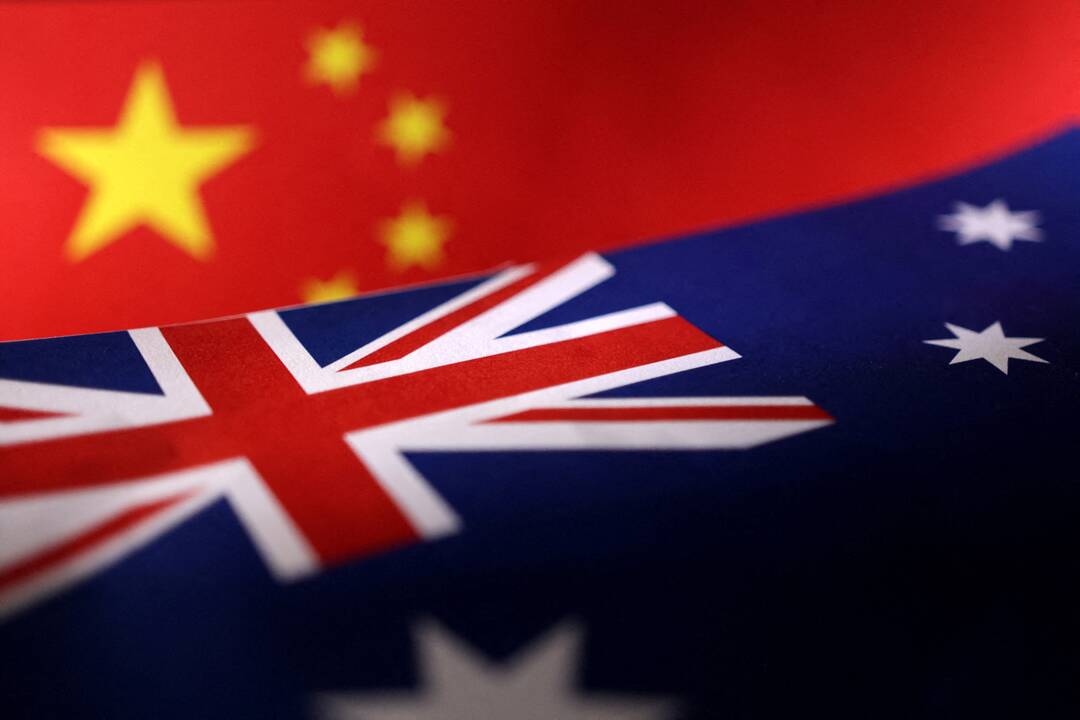 Kinė apkaltinta šnipinėjusi Australijos budistų bendruomenėje