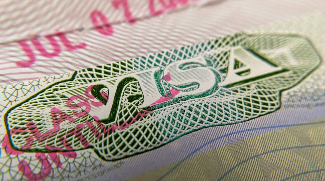 JAV iš kai kurių šalių piliečių už vizą prašys iki penkiolikos tūkstančių dolerių užstato