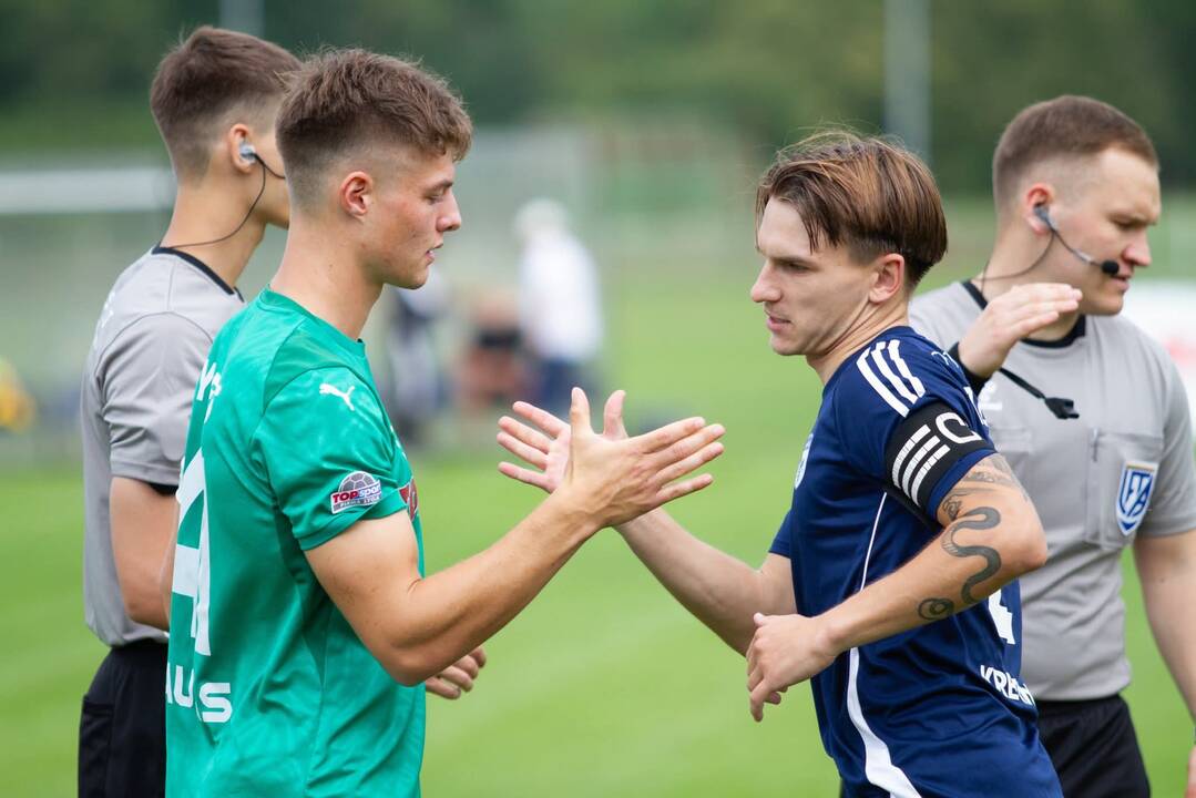 Lenktynėse dėl medalių - atkaklios kovos