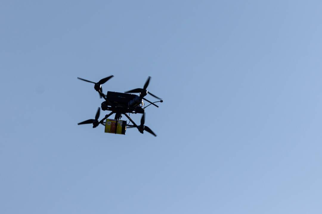 Vyriausybė svarstys KAM siūlymus paprastinti dronų numušimo procedūras