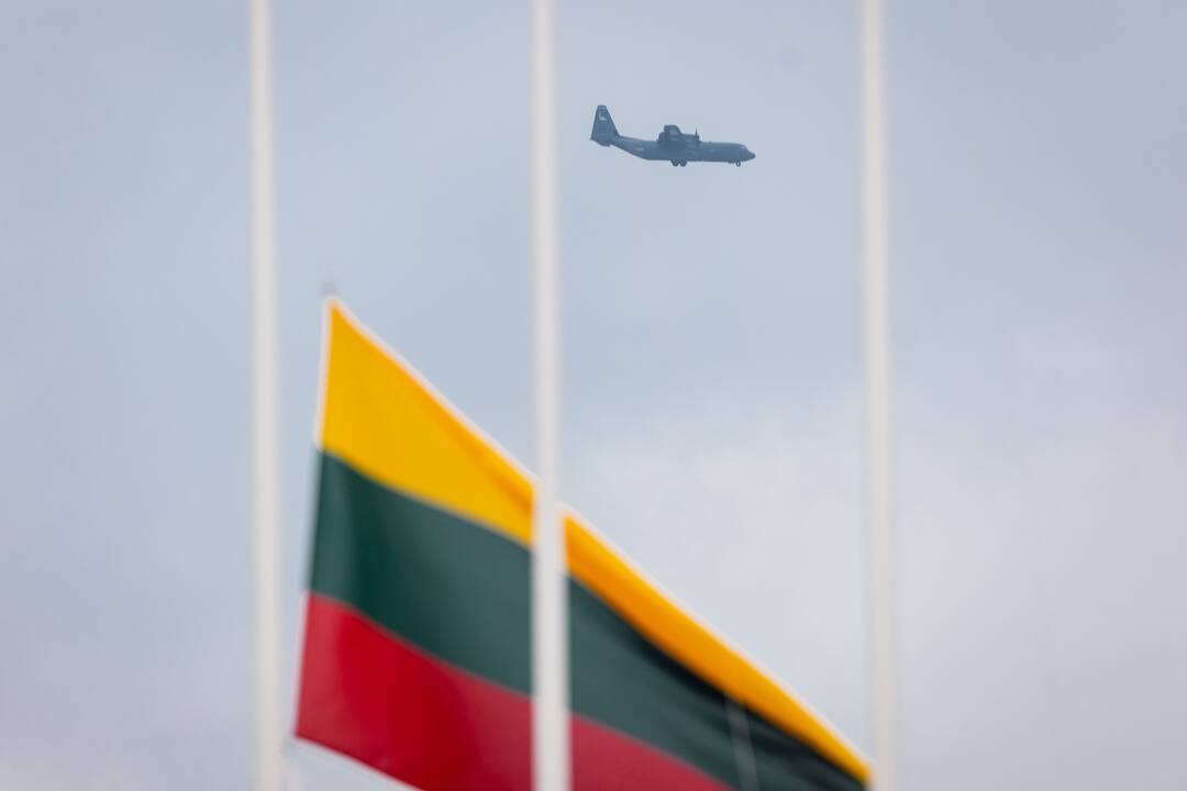 Sutrikdytas Gitano Nausėdos skrydis: pateikė naujausią informaciją