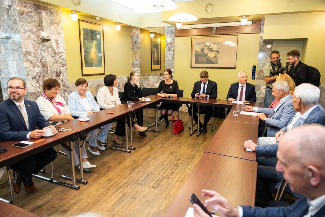Socdemų prezidiumas aptars Vyriausybės formavimą, tvirtins LSDP atstovus koalicijos taryboje