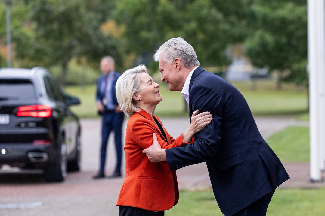 Prezidentas susitiko su Ursula von der Leyen
