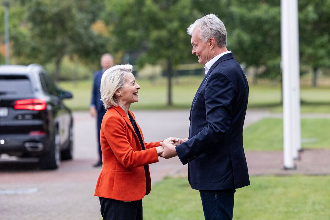 Prezidentas susitiko su Ursula von der Leyen