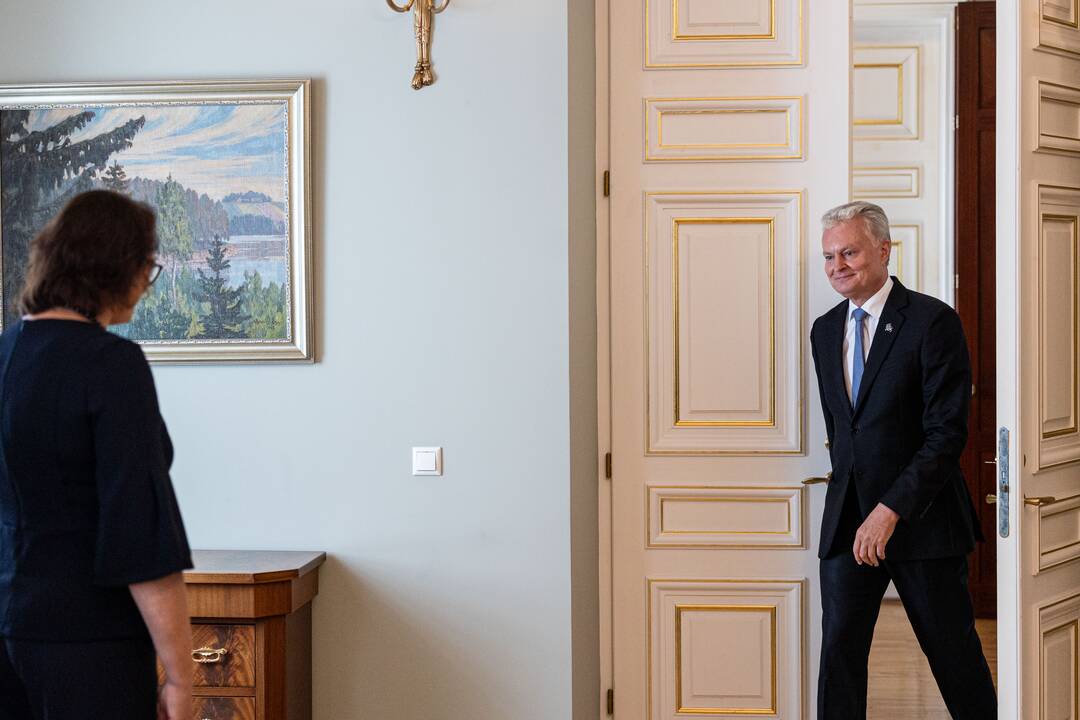 Prezidentas susitiko su kandidate į sveikatos apsaugos ministrus Marija Jakubauskiene