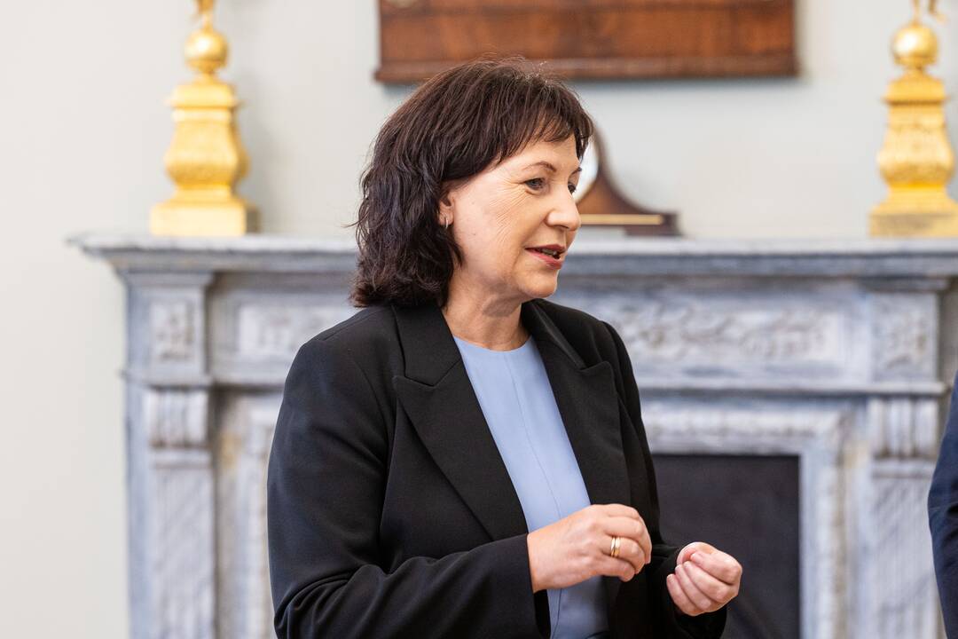 Prezidentas susitiko su Juru Taminsku, Jūrate Zailskiene, Vaida Aleknavičiene, Kristupu Vaitiekūnu