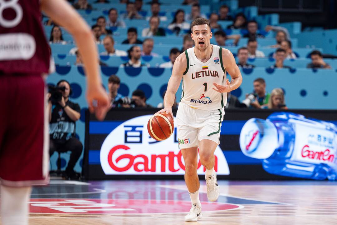 Europos vyrų krepšinio čempionato aštuntfinalis: Lietuva – Latvija