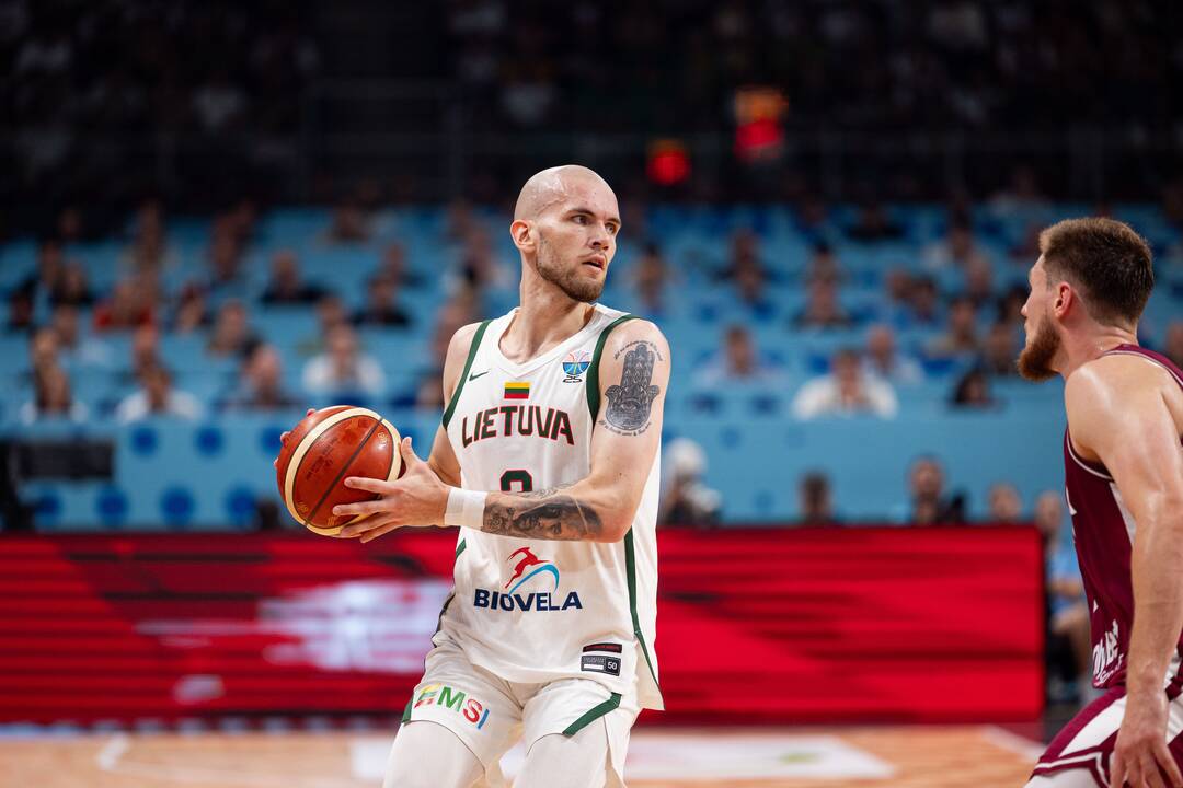 Europos vyrų krepšinio čempionato aštuntfinalis: Lietuva – Latvija