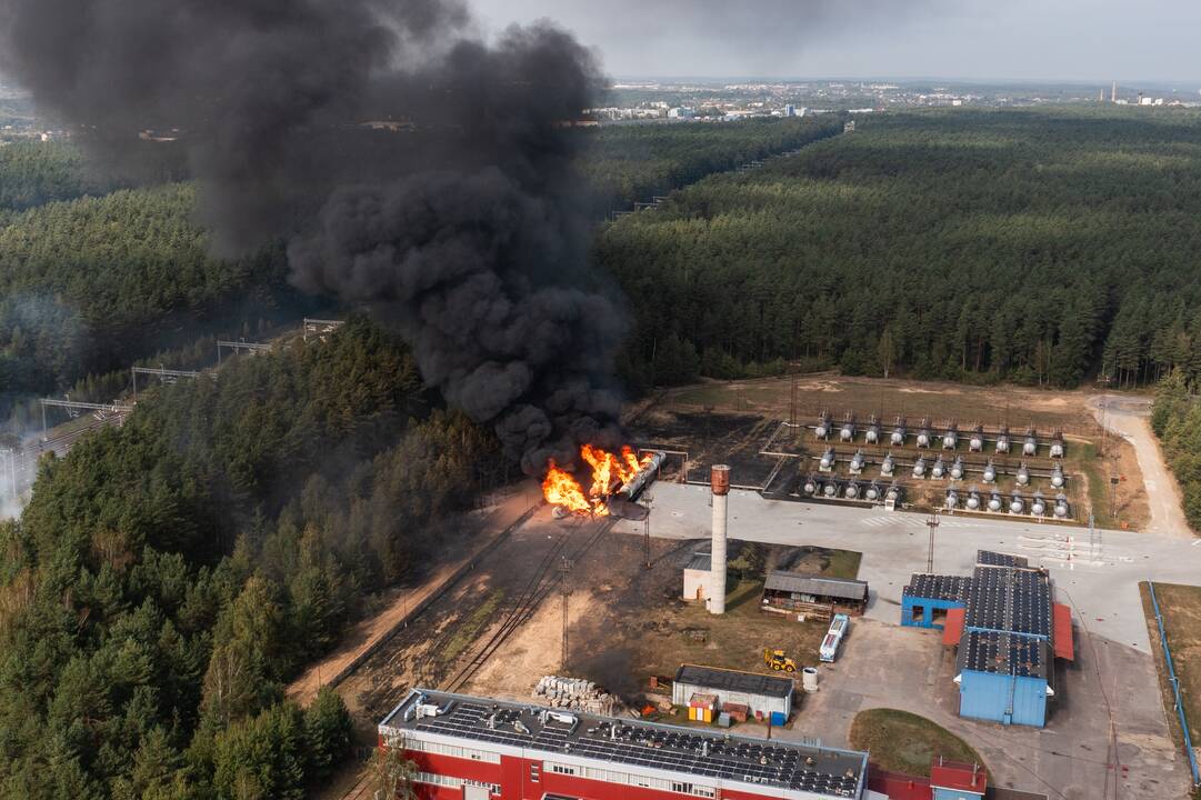Dujų pilstymo stotyje Vilniuje nugriaudėjo sprogimas