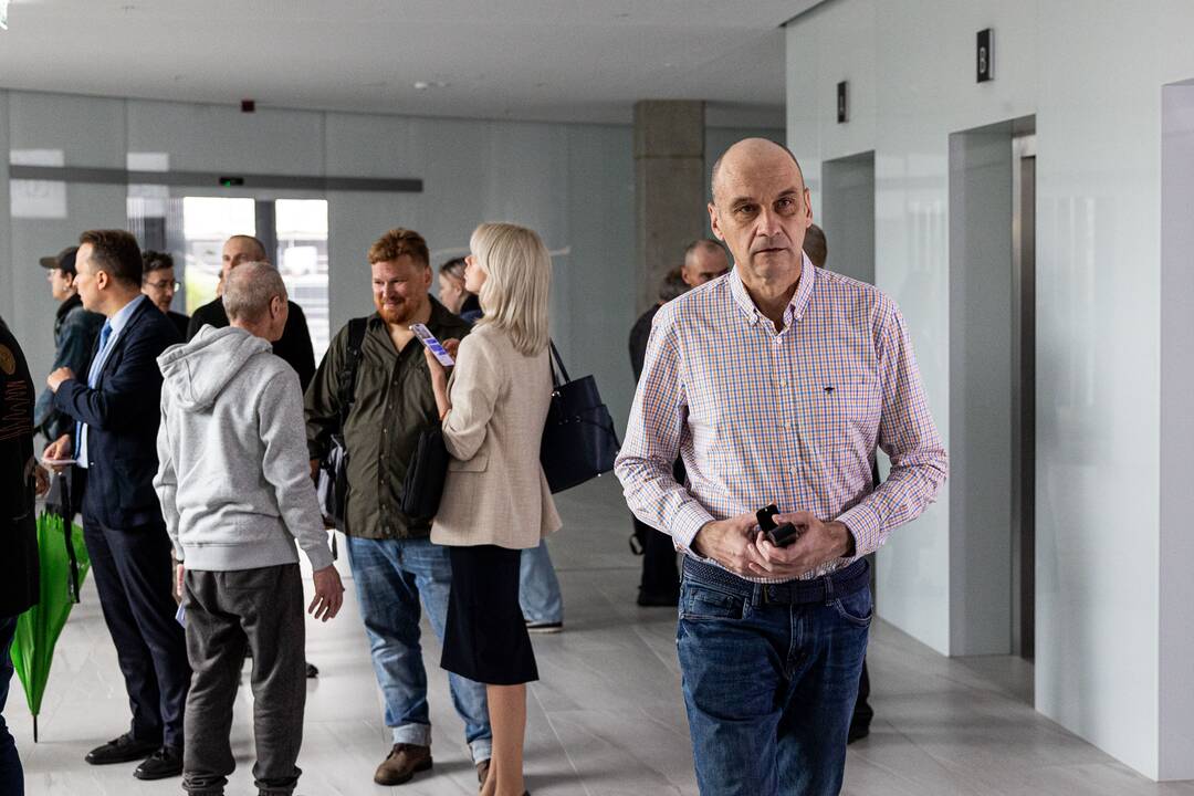Cichanouskajos spaudos konferencija apie išlaisvintus politinius kalinius