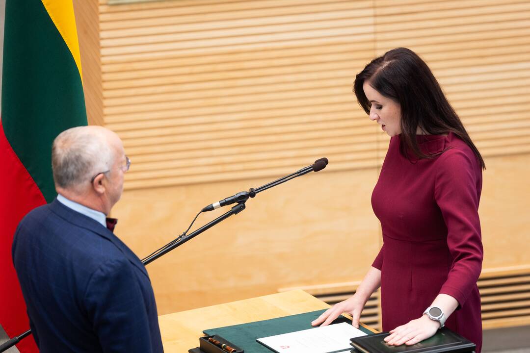 Prisiekė Ruginienės vedama Vyriausybė