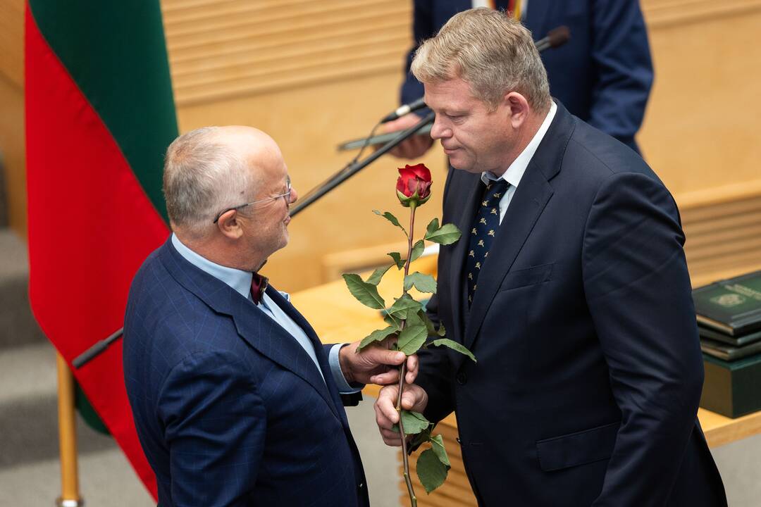 Prisiekė Ruginienės vedama Vyriausybė