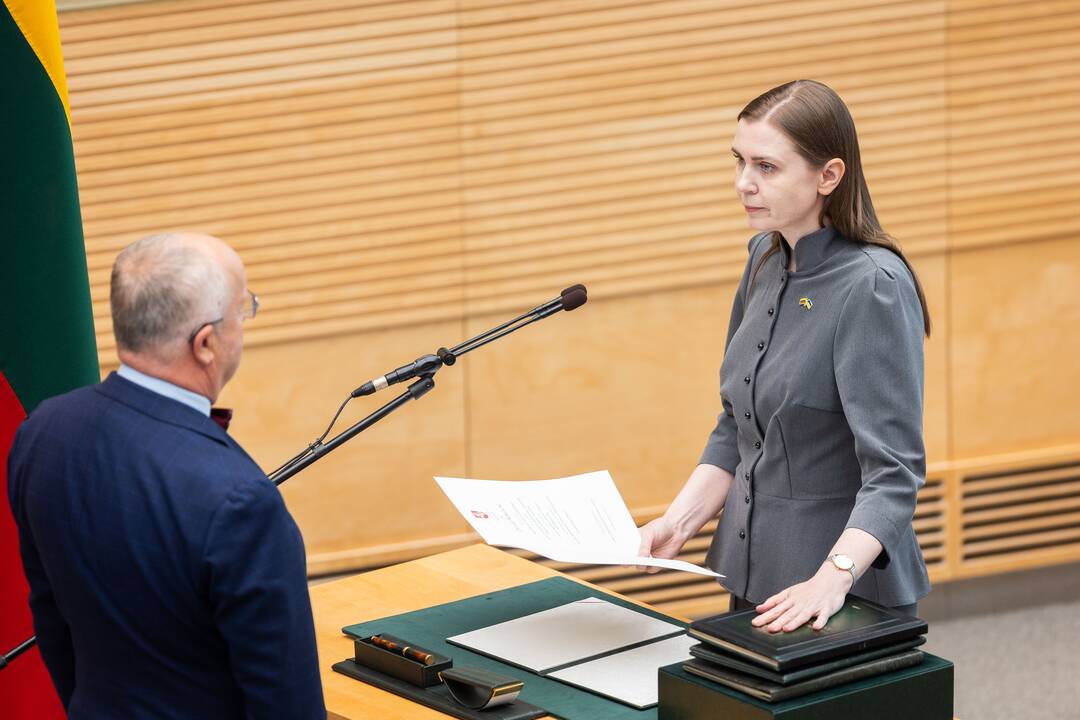 Prisiekė Ruginienės vedama Vyriausybė