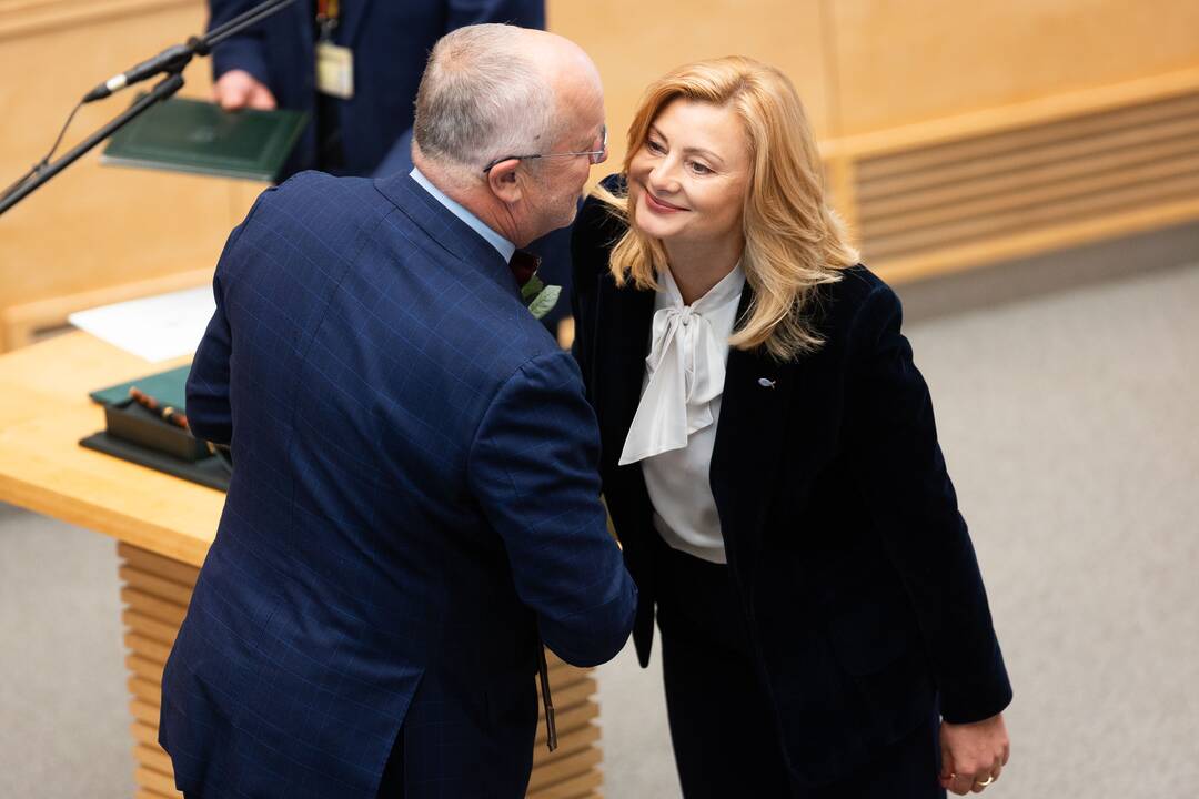 Prisiekė Ruginienės vedama Vyriausybė