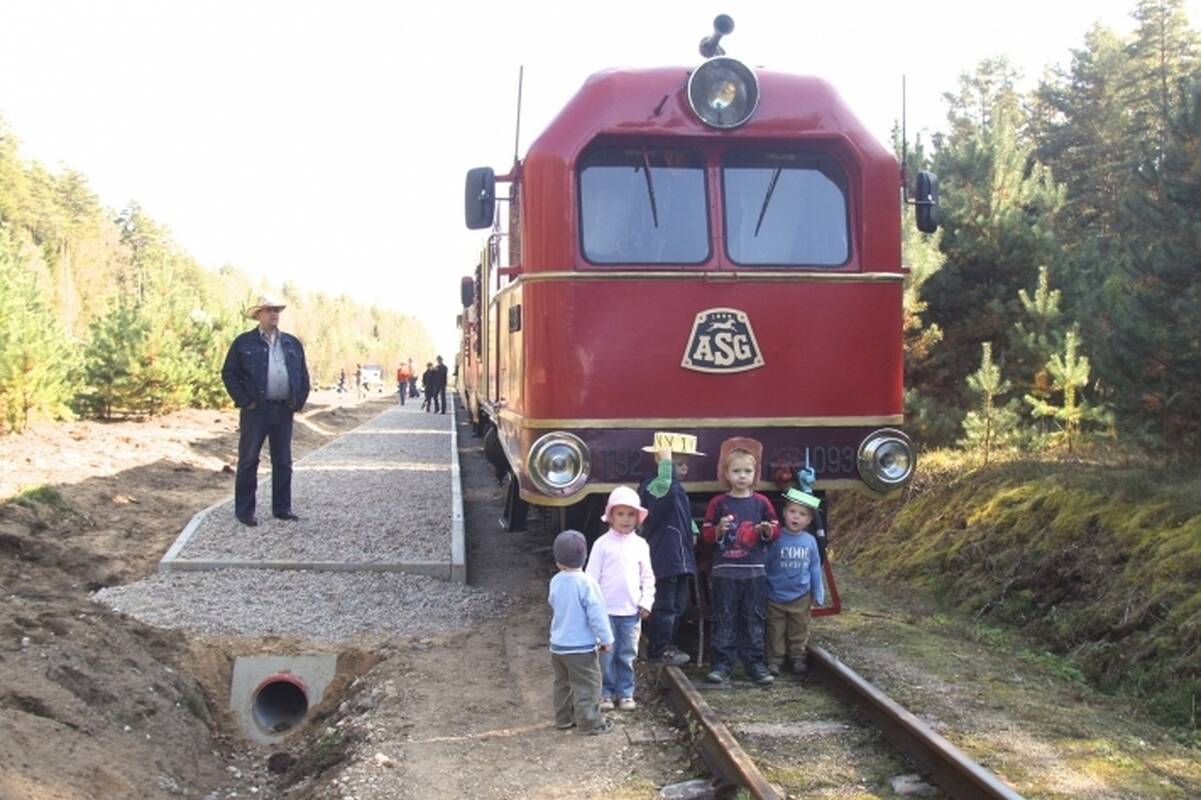 126-ojo siauruko gimtadienio proga Surdegio siaurojo geležinkelio stoties komplekse rengiama šventė