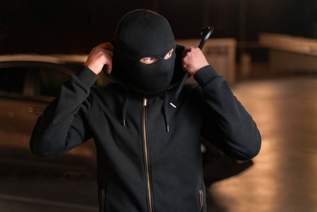 Vilniuje per naktį pavogti du automobiliai