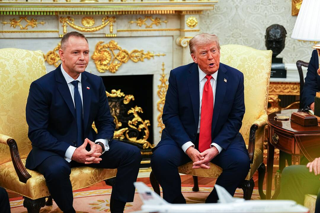 Trumpas pareiškė, kad JAV gali dislokuoti daugiau karių Lenkijoje