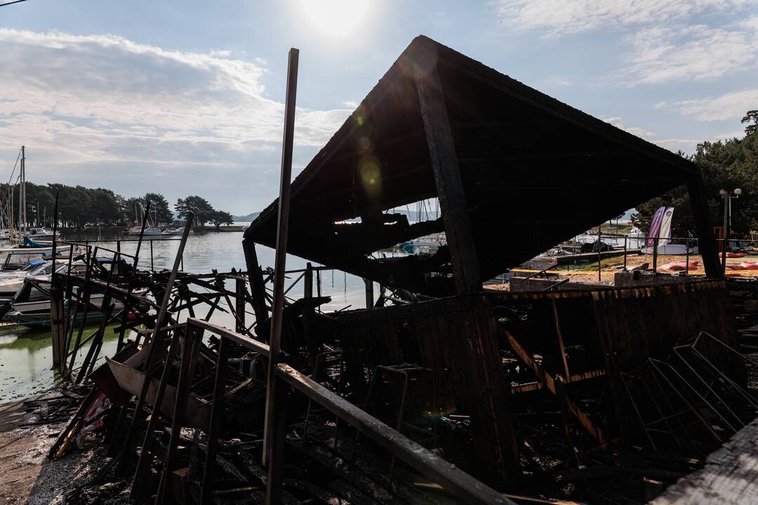 Gaisro Jachtklube padariniai