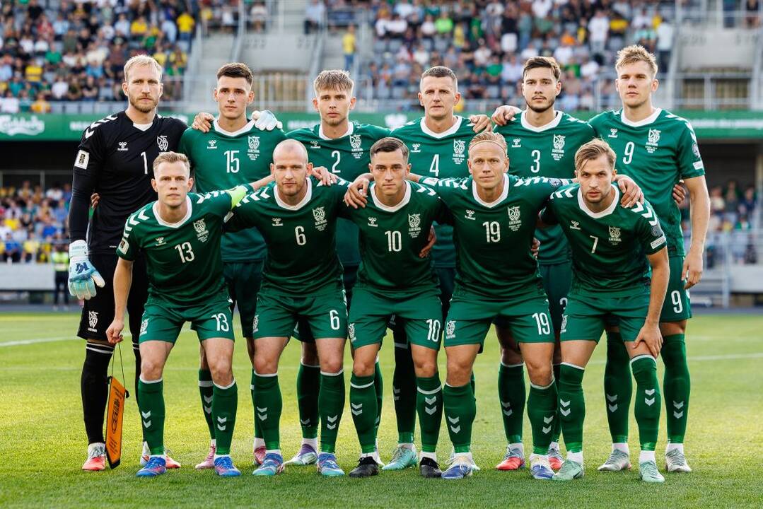 Lietuvos futbolo rinktinė nuo pralaimėjimo išsigelbėjo tik pačioje rungtynių pabaigoje