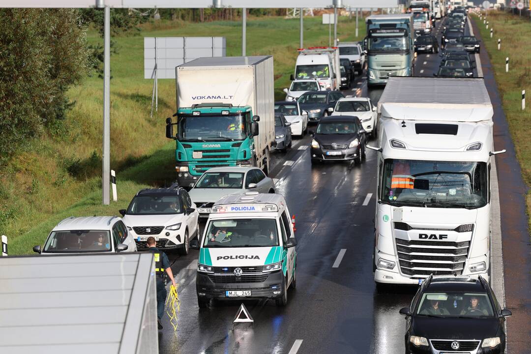 Vilkikų avarija Kaune