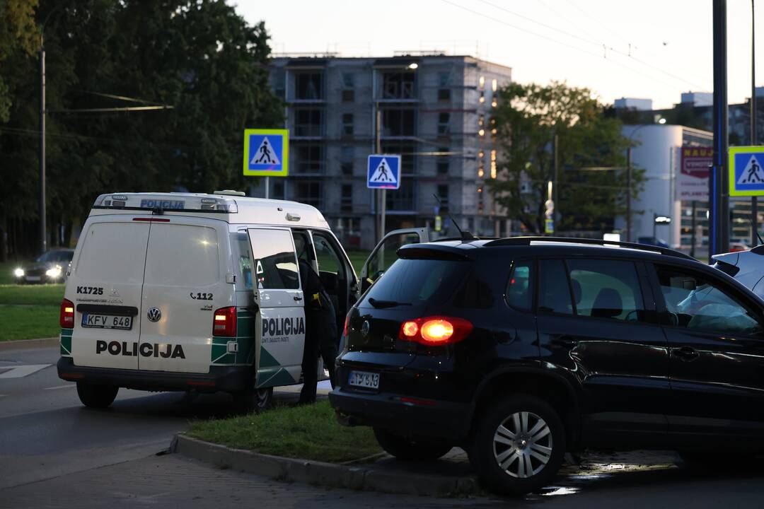 Neblaivus vairuotojas V. Krėvės prospekte sukėlė avariją