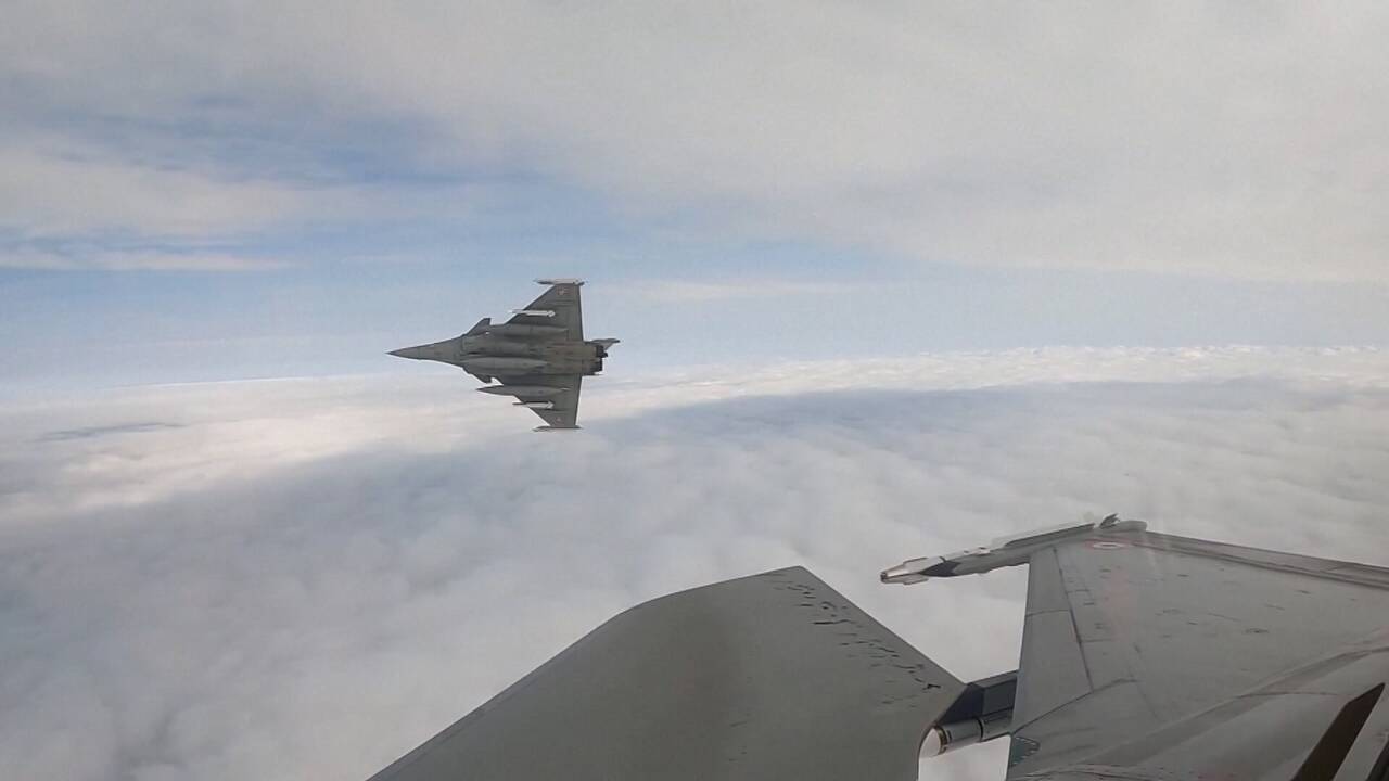 Į Varšuvą skrido dronas – spėjama, kas jį paleido