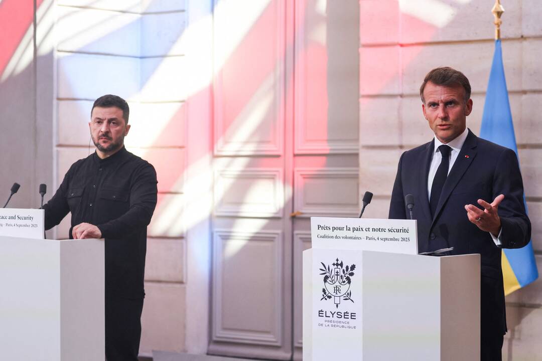 Volodymyras Zelenskis ir Emmanuelis Macronas 