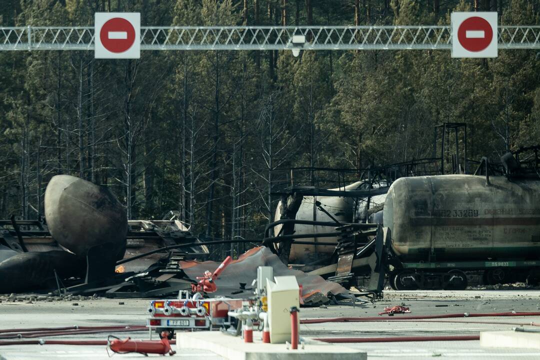 Para po gaisro dujų stotyje: nauji vaizdai iš drono