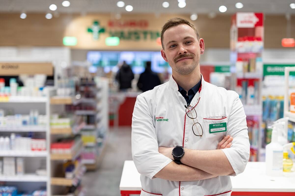 „Eurovaistinės“ vaistininkas Mindaugas Rutalė.