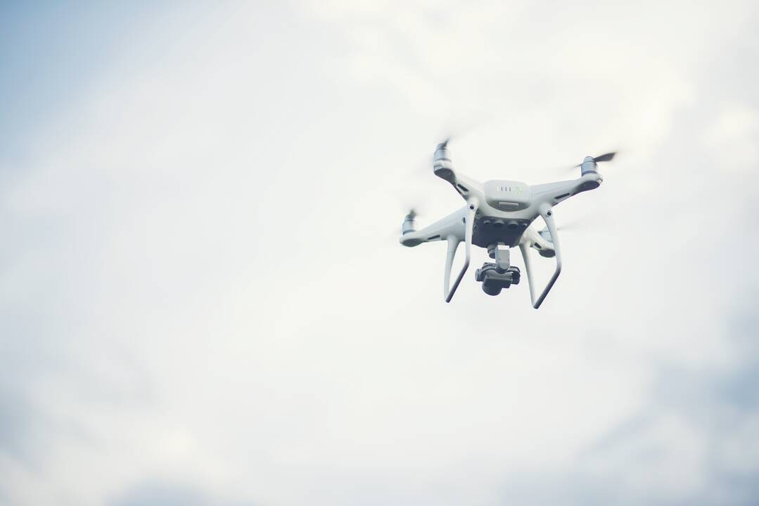 Lenkijoje prie Baltarusijos sienos rastas dar vienas dronas 