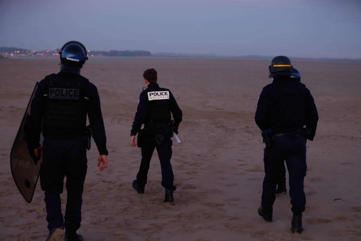 Prancūzijos riaušių policija neleido migrantams pasiekti paplūdimio
