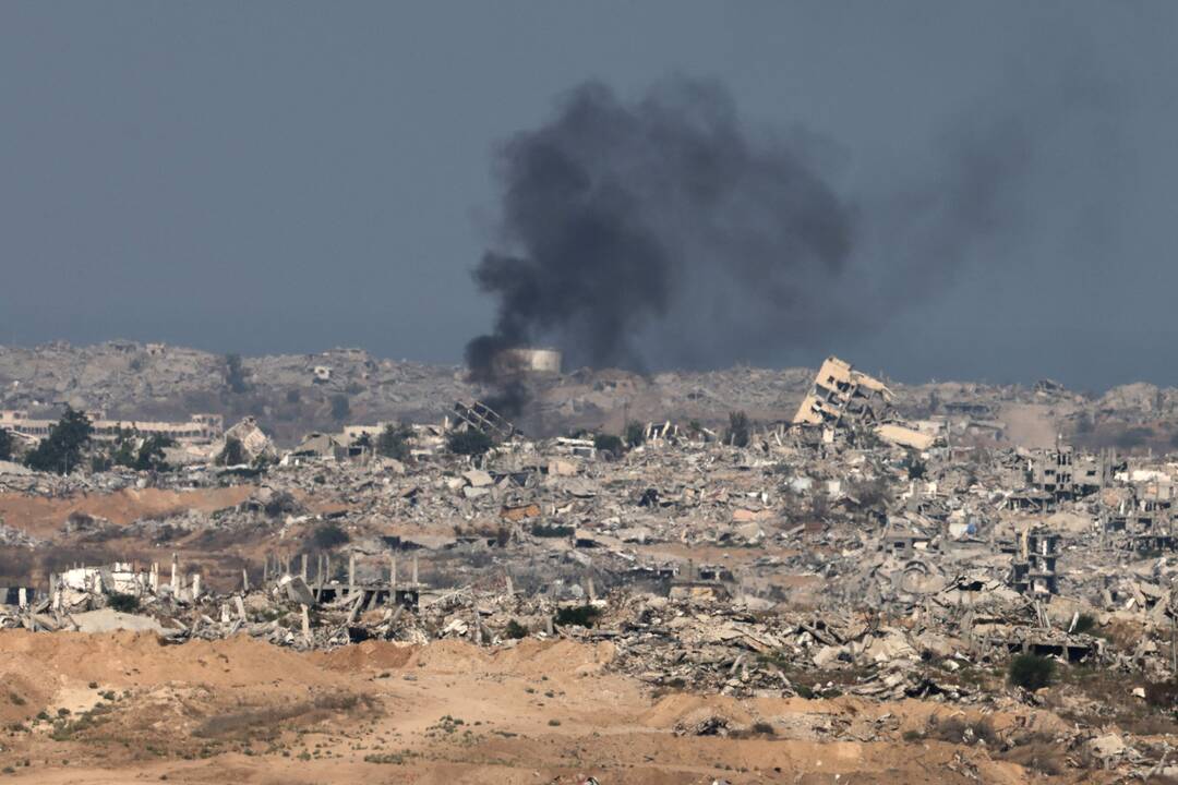 Izraelio gynybos ministras: Gaza dega