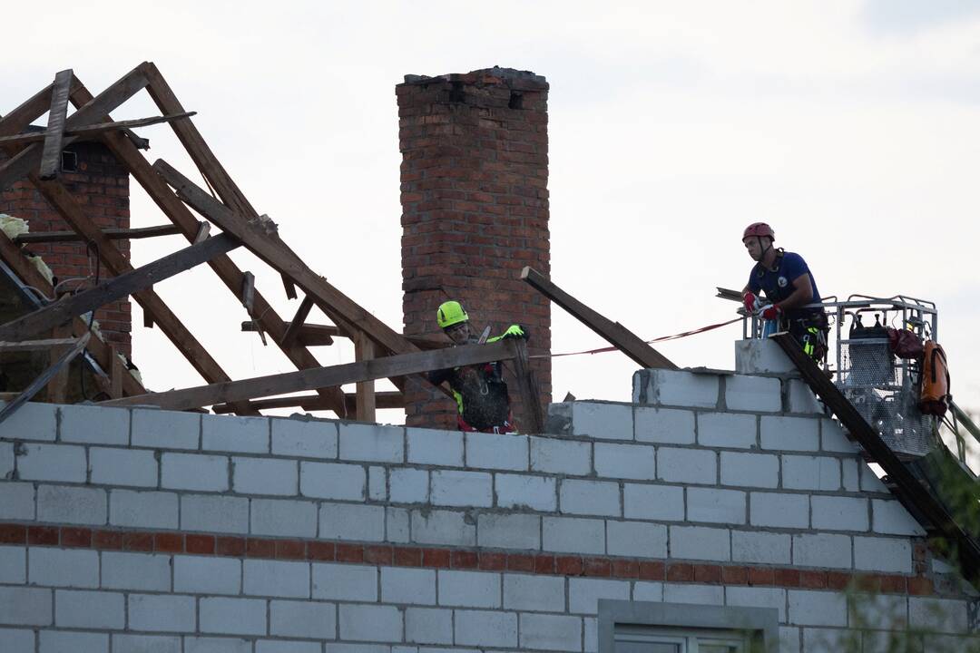 VRM: per rusų dronų įsiveržimą į namą pataikė lenkų raketa