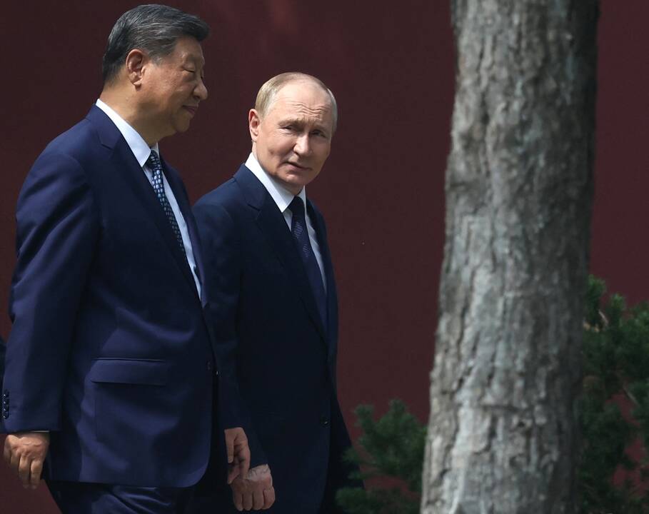 Susiruošė gyventi amžinai: apie ką plepa Xi ir Putinas, kai mano, kad jų niekas negirdi?