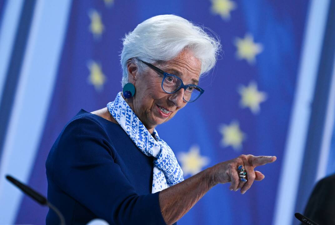 ECB vadovė perspėja dėl Trumpo politikos keliamų pavojų