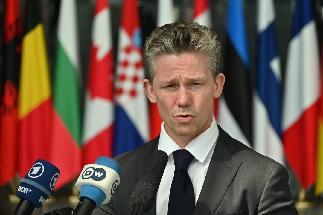 Švedijos gynybos ministras: Europa turi pasirūpinti, kad būtų pasirengusi karui