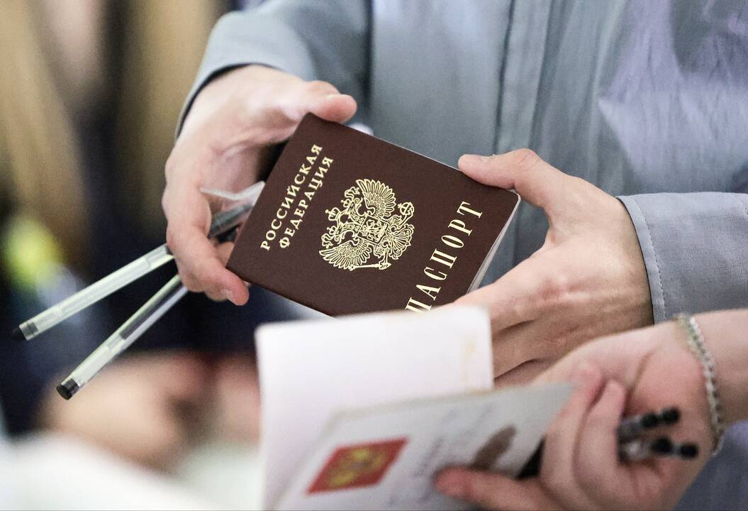Vokietija ragina griežtinti vizų išdavimą Rusijos piliečiams