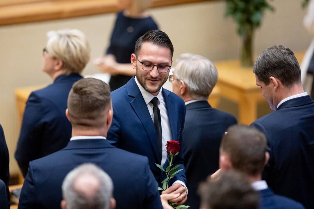 Etikos sargų akiratyje – beždžionėmis rinkėjus pavadinęs „aušrietis“ Karolis Neimantas