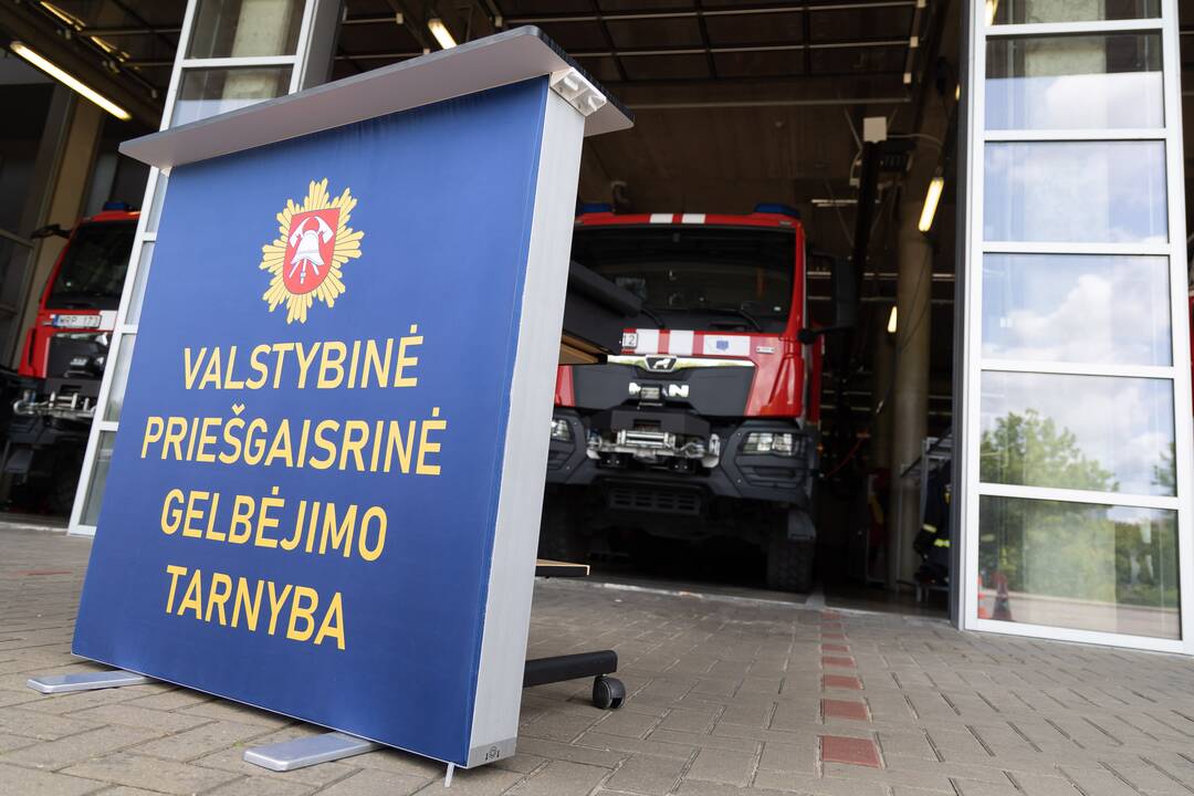 Iš apleisto pastato rūsio išgelbėtas jaunuolis: vis prarasdavo sąmonę