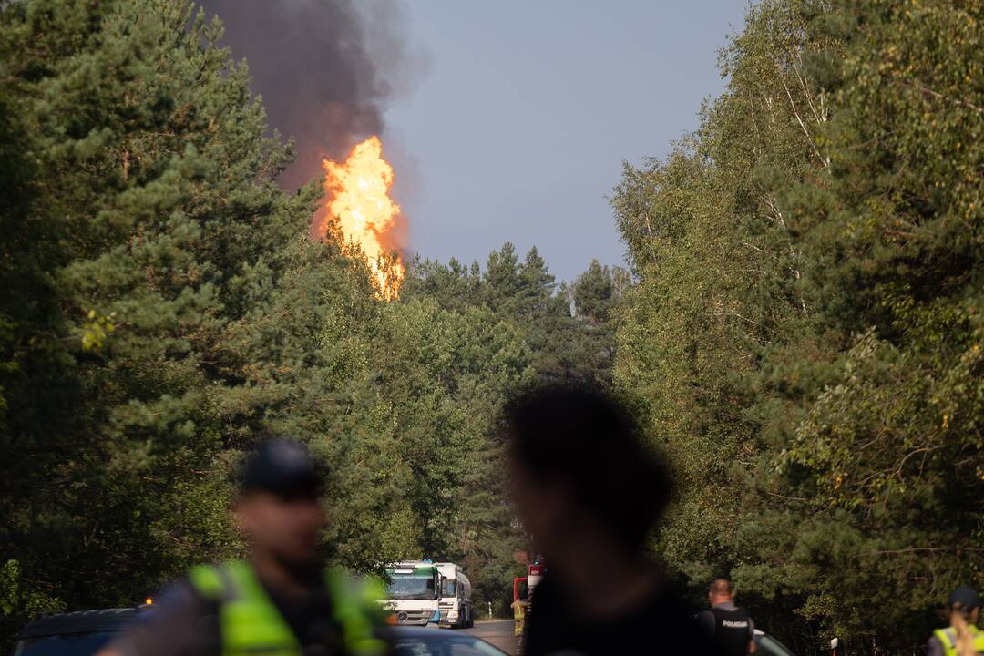 Dujų pilstymo stotyje Vilniuje nugriaudėjo sprogimas