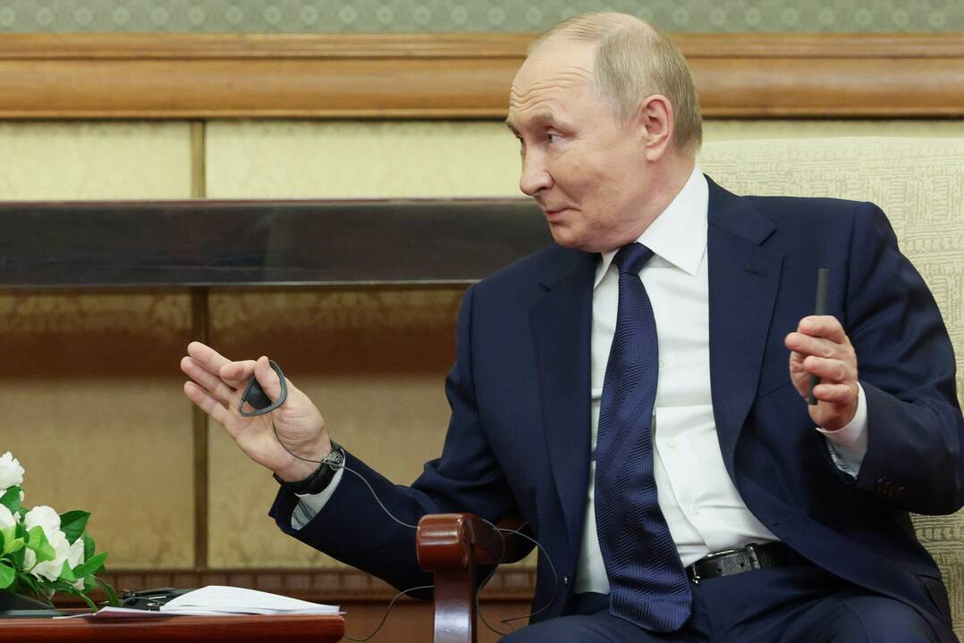 Kremlius: Putinas niekam nežadėjo, kad susitiks su Zelenskiu
