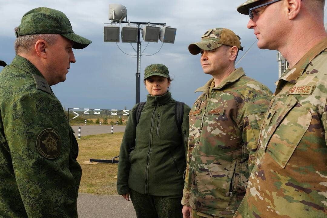 Į Rusijos ir Baltarusijos bendras pratybas su retu vizitu atvyko JAV kariuomenės pareigūnai