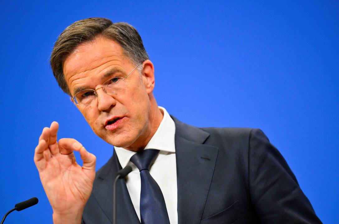Rutte: NATO labai rimtai žiūri į incidentus su dronais Danijoje
