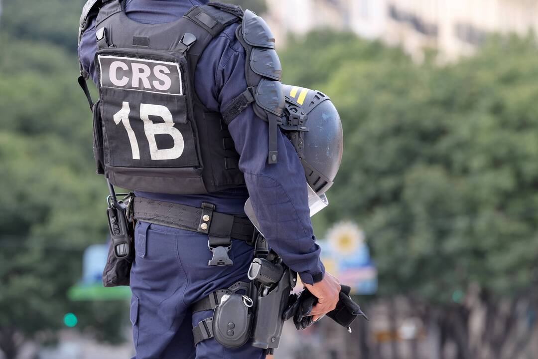 Prancūzijos policija netoli mokyklos nušovė mačete ginkluotą vyrą